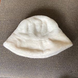 Furry White Buckethat